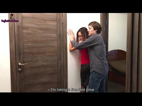 ❤️ Sexy Realtor သည် သူမ၏ တိုက်ခန်းကို ရောင်းနေစဉ် သူမ၏ ဖင်ပေါက်များကို ကာမစိတ်ဖြင့် လှုပ်ယမ်းနေသည် - Krempai ️❌ Just porn မှာ ငါတို့မှာ ❌️❤